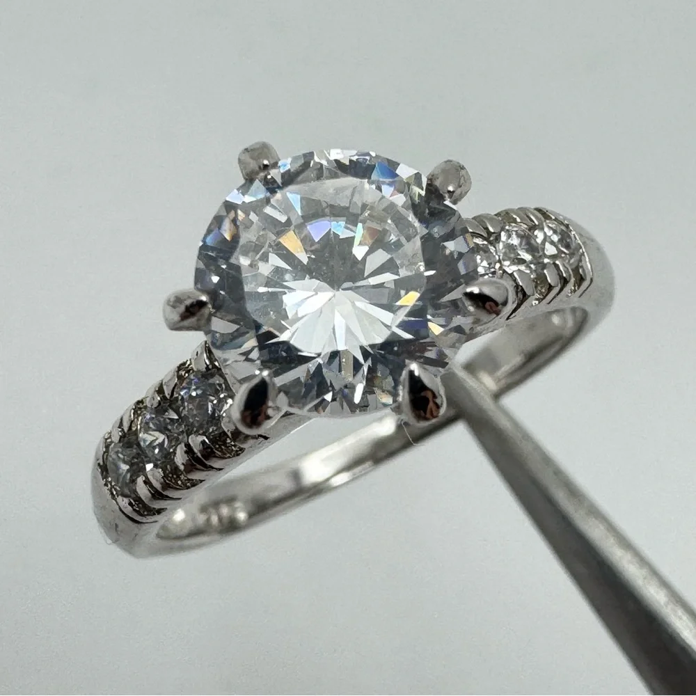 Sterling Silver Round CZ Solitaire Engagement Style Ring Size 8 New